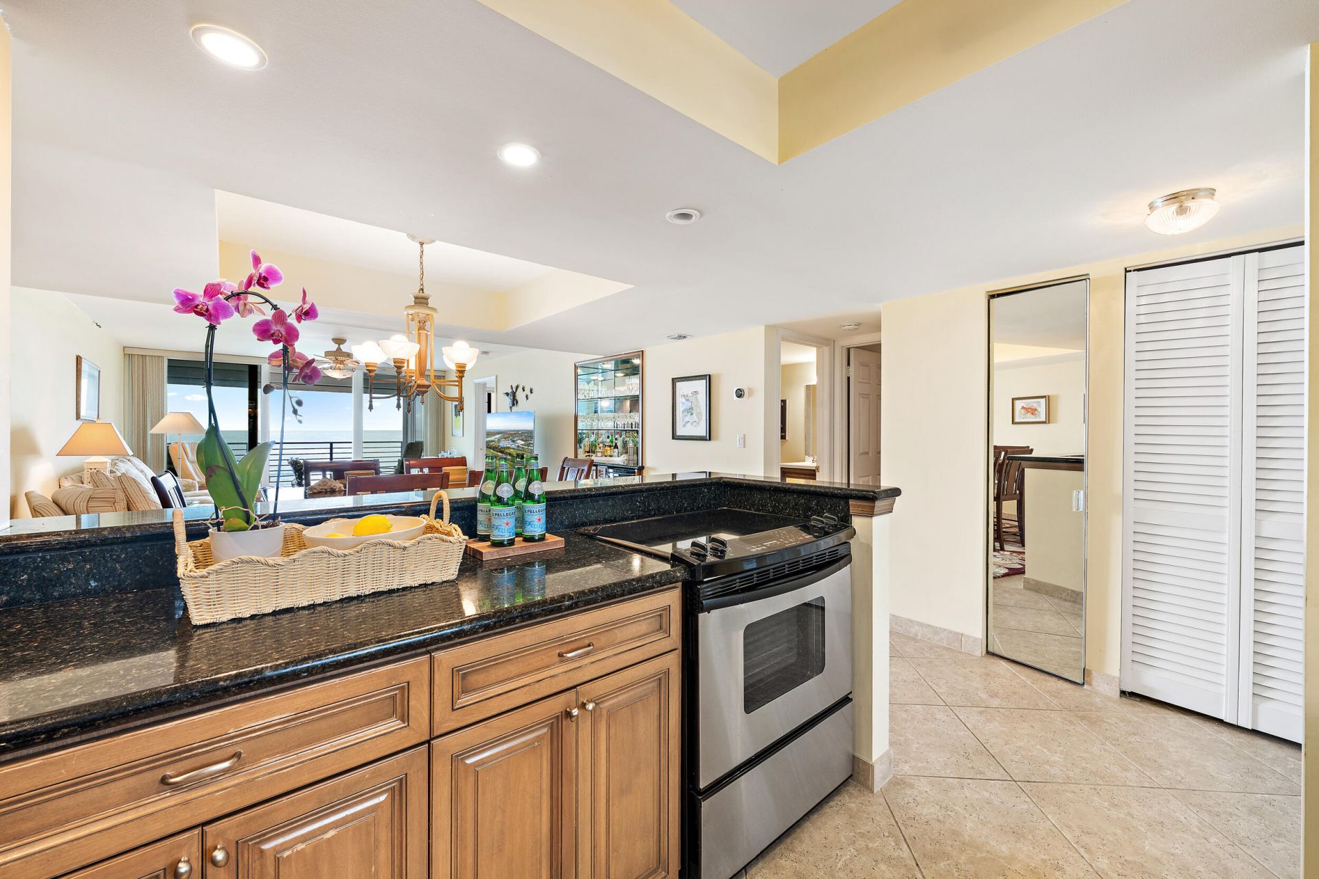 900 Ocean Drive, Unit 202, Juno Beach, FL 33408 Photo
