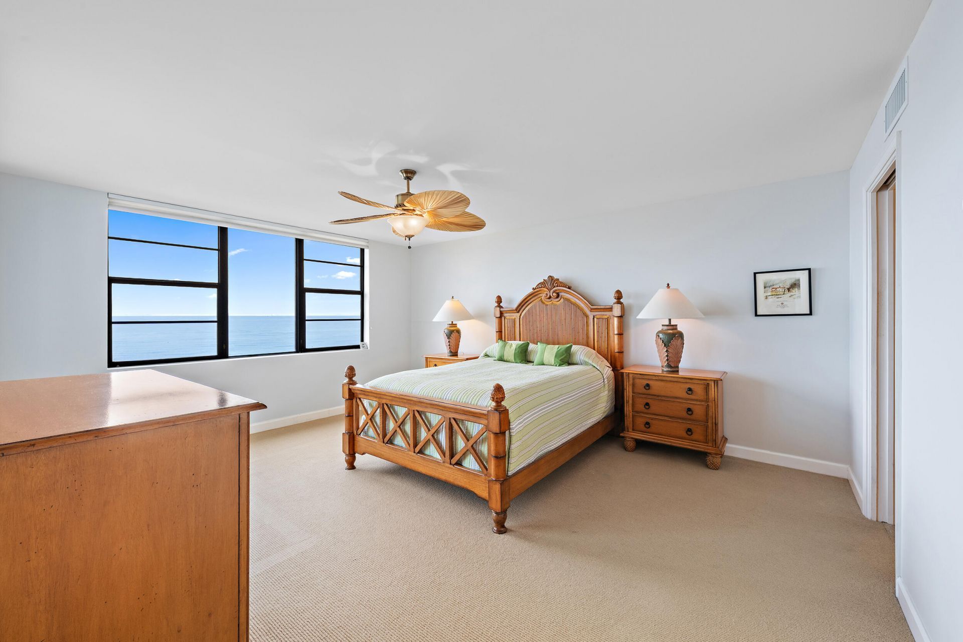 900 Ocean Drive, Unit 202, Juno Beach, FL 33408 Photo