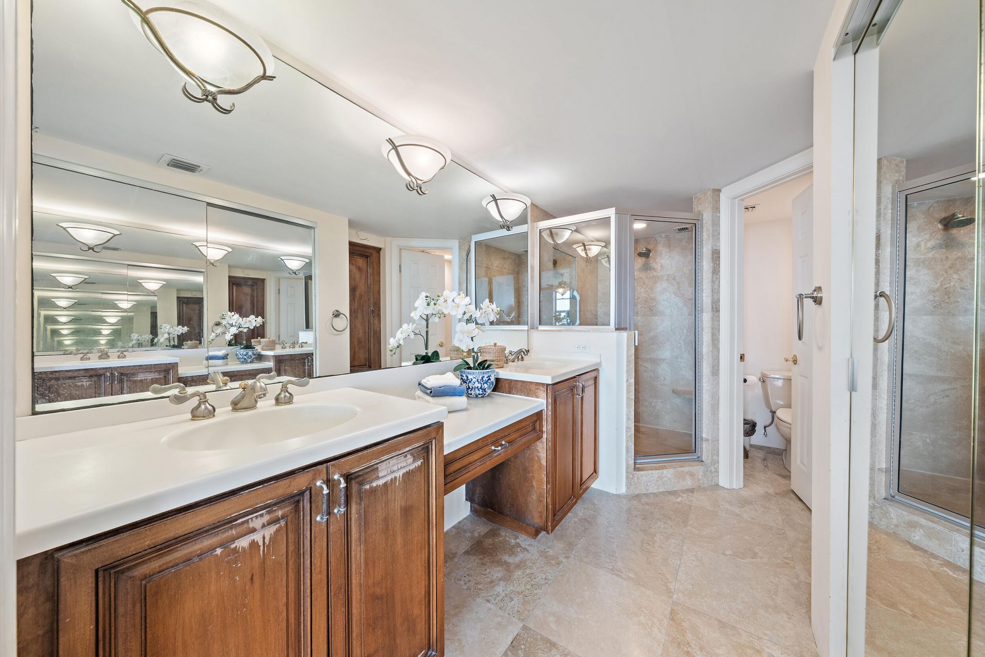 900 Ocean Drive, Unit 202, Juno Beach, FL 33408 Photo