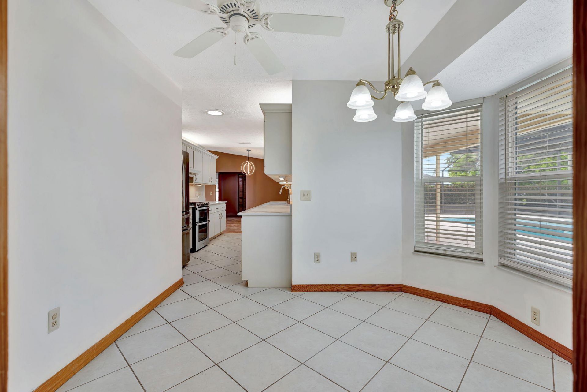 661 SE Crescent Avenue, Port Saint Lucie, FL 34984 Photo
