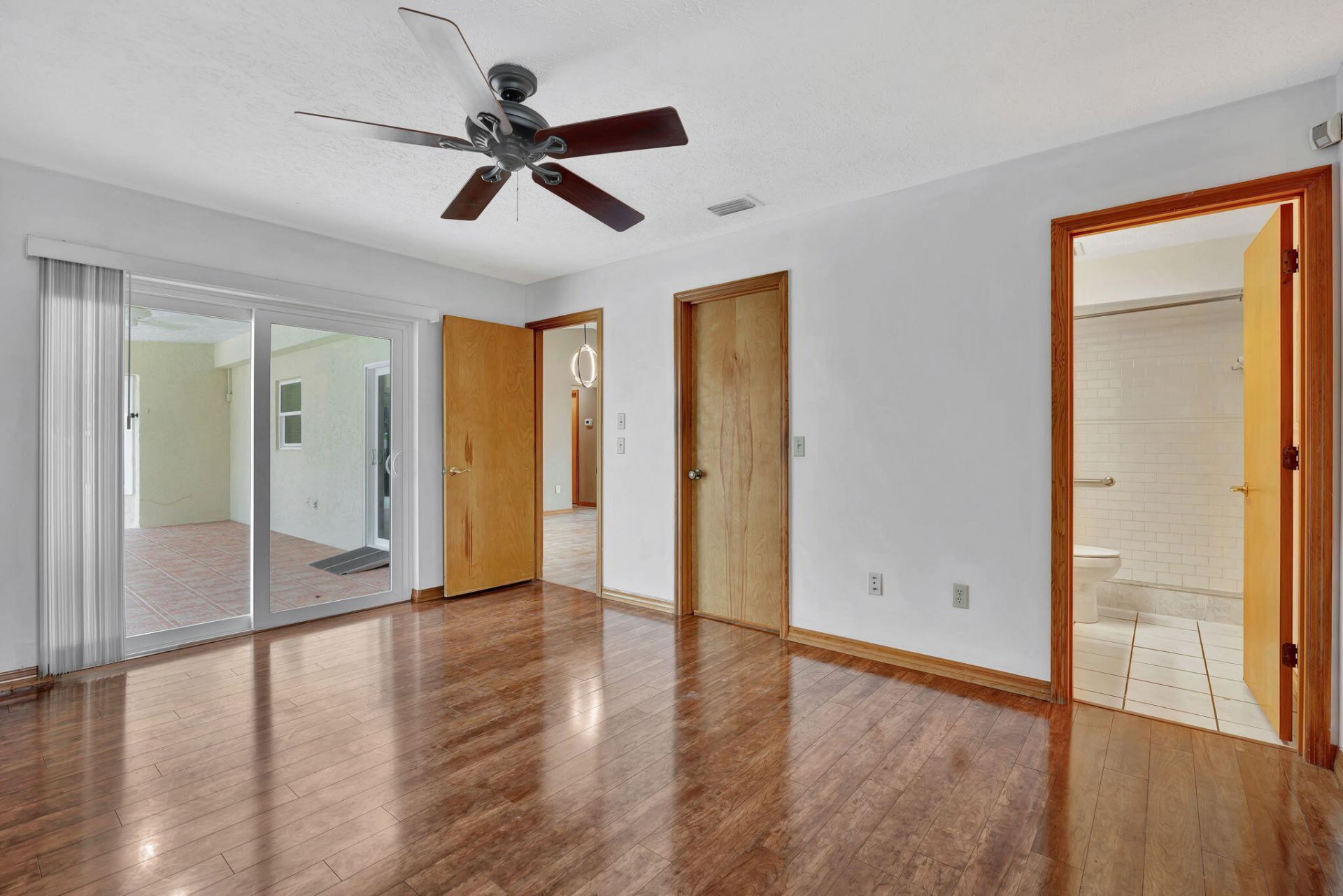 661 SE Crescent Avenue, Port Saint Lucie, FL 34984 Photo