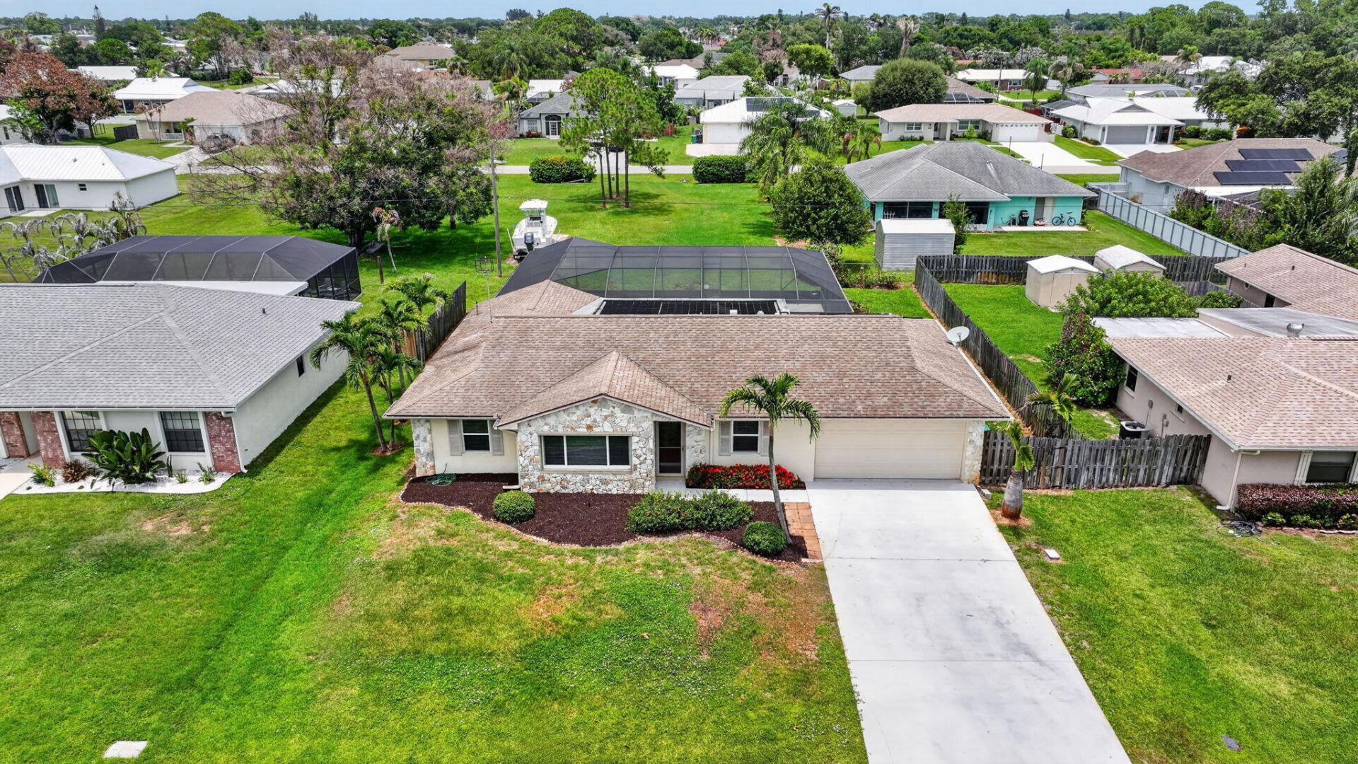 661 SE Crescent Avenue, Port Saint Lucie, FL 34984 Photo