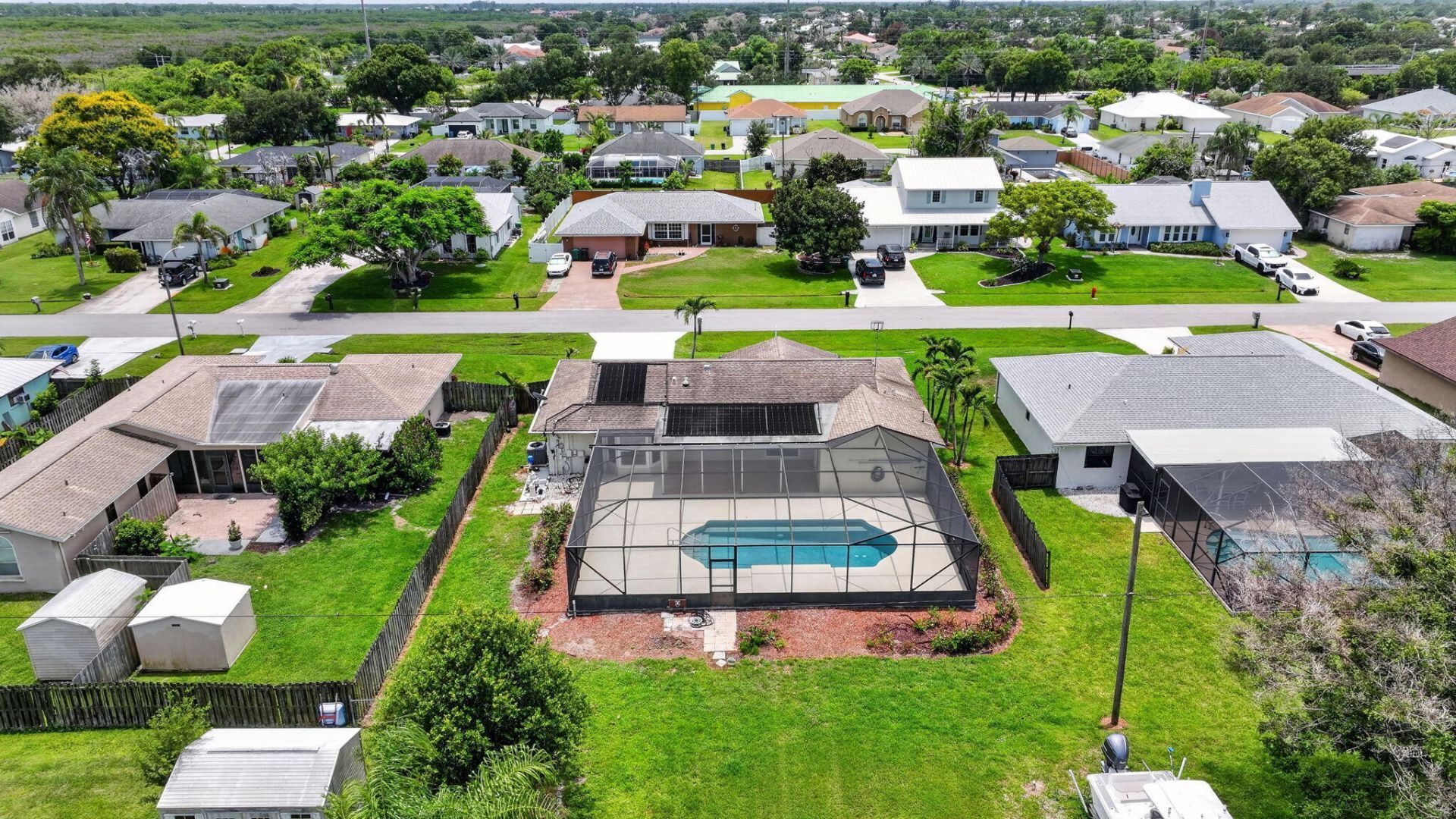 661 SE Crescent Avenue, Port Saint Lucie, FL 34984 Photo