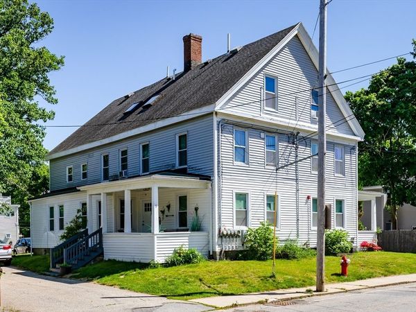 4A Congress St, Unit 3, Amesbury, MA 01913