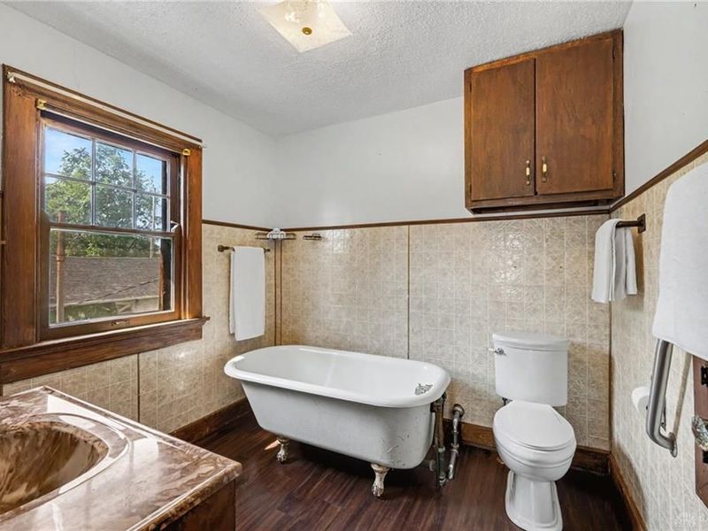 40 E Parkwood Drive, Dayton, OH 45405 Photo 16