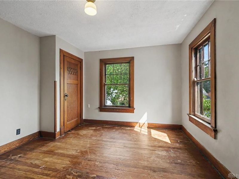40 E Parkwood Drive, Dayton, OH 45405 Photo 23