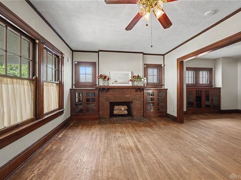 40 E Parkwood Drive, Dayton, OH 45405 Photo 3