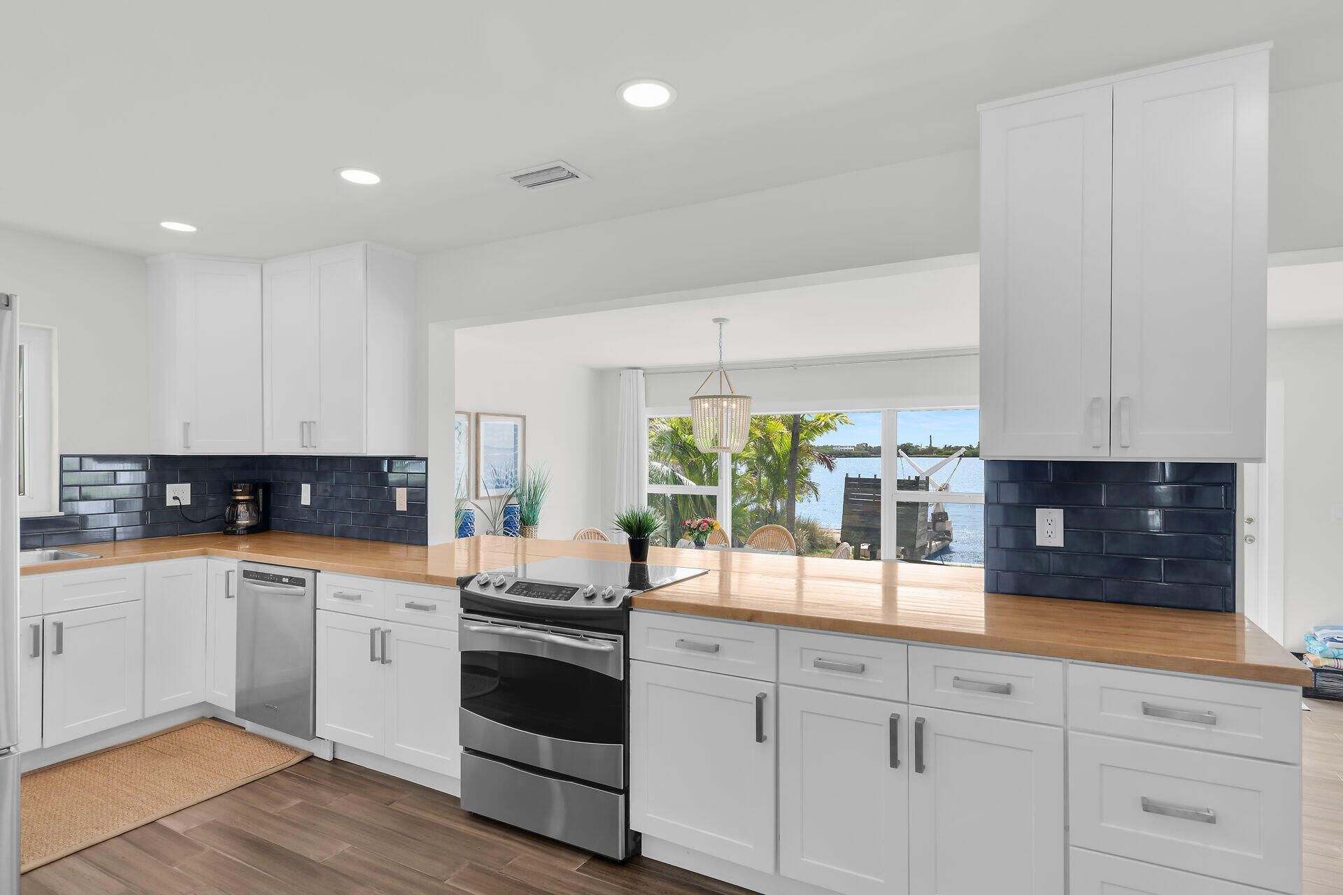 1709 Sunrise Drive, Big Pine Key, FL 33043 Photo
