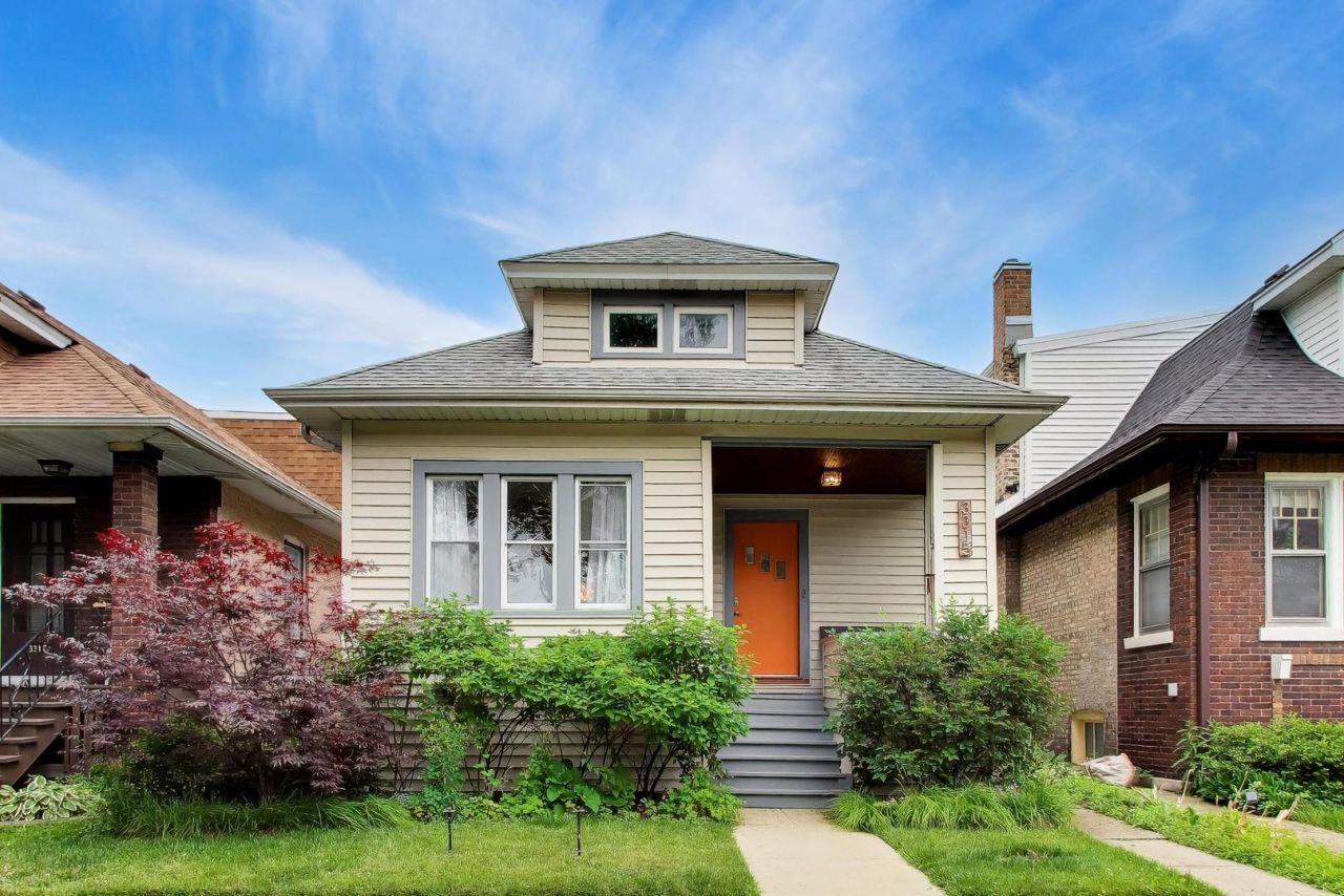 3315 W Hutchinson Street , Chicago, IL 60618 Main Photo