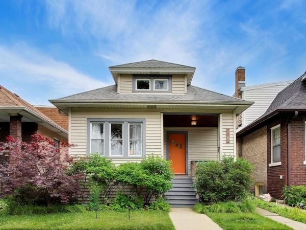 3315 W HUTCHINSON Street , Chicago, IL 60618