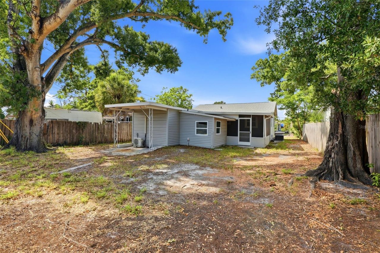 2444 32nd Avenue N, Saint Petersburg, FL 33713 Photo
