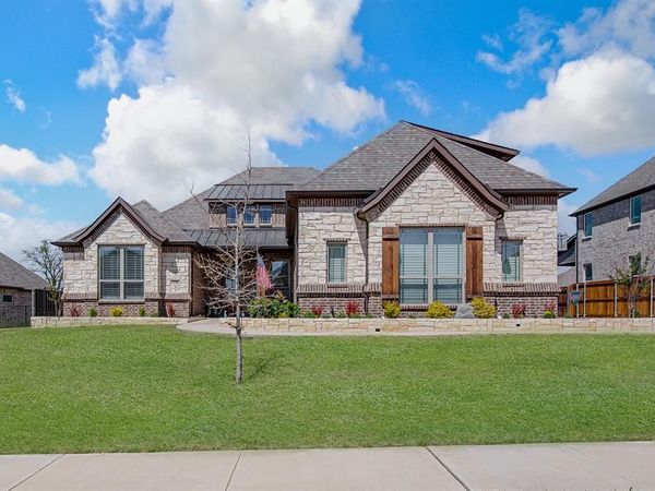 1214 Woodside Drive, Mansfield, TX 76063