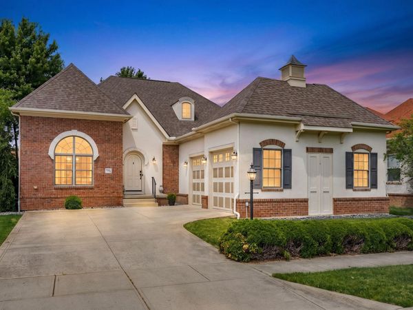 7983 Oak Meadow Drive , Dublin, OH 43016
