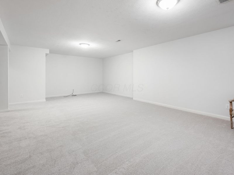 7983 Oak Meadow Drive , Dublin, OH 43016 Photo 32