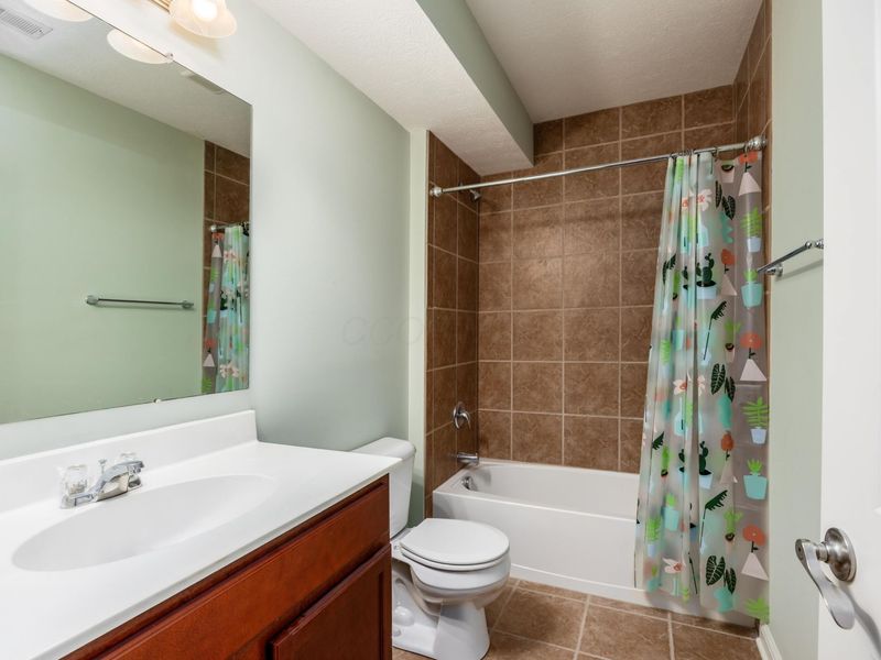 7983 Oak Meadow Drive , Dublin, OH 43016 Photo 34