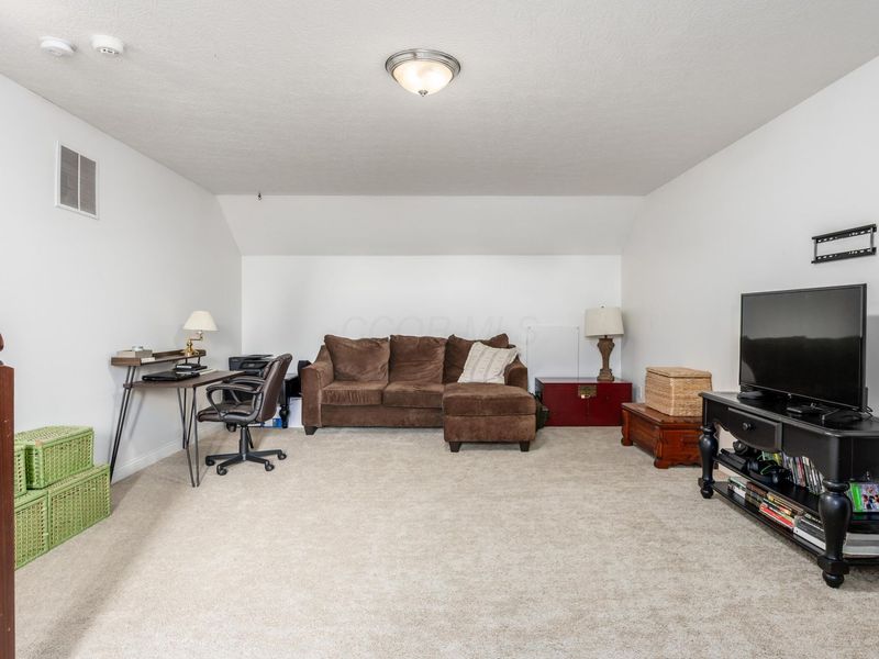 7983 Oak Meadow Drive , Dublin, OH 43016 Photo 35