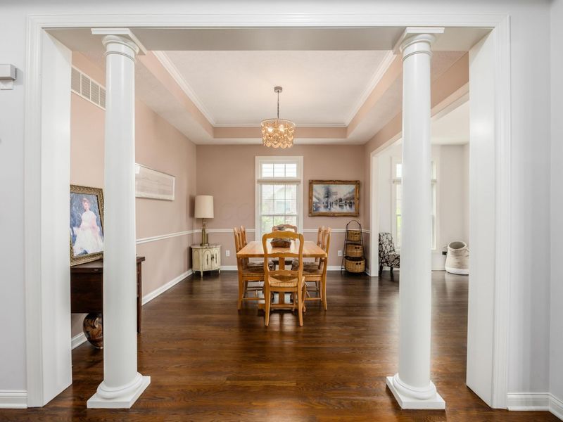 7983 Oak Meadow Drive , Dublin, OH 43016 Photo 6