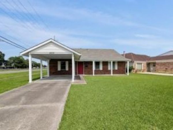 4000 FIR Court , Marrero, LA 70072