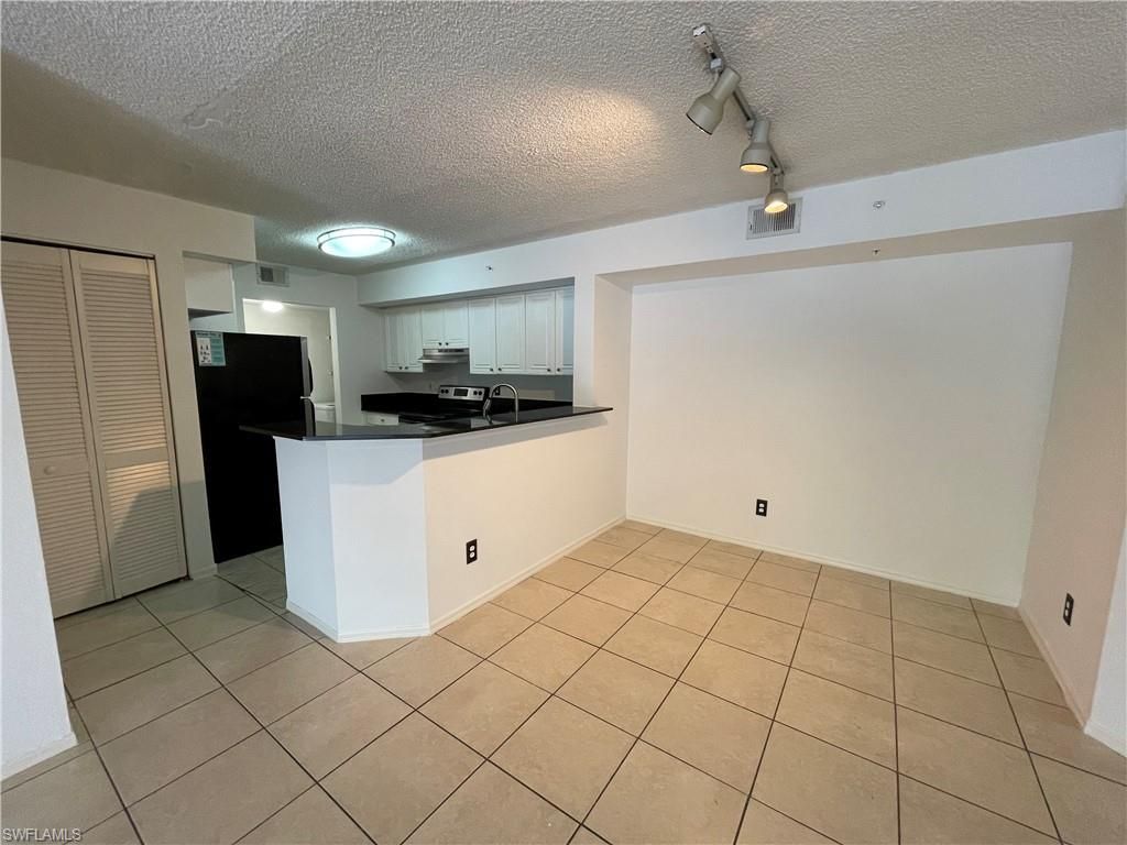 8265 Ibis Club Dr, Unit 603, Naples, FL 34104 Photo