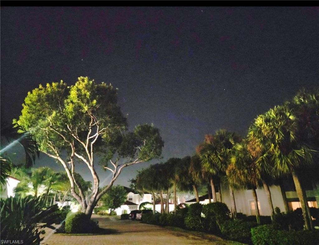 1590 Clermont Dr, Unit K-403, Naples, FL 34109 Photo