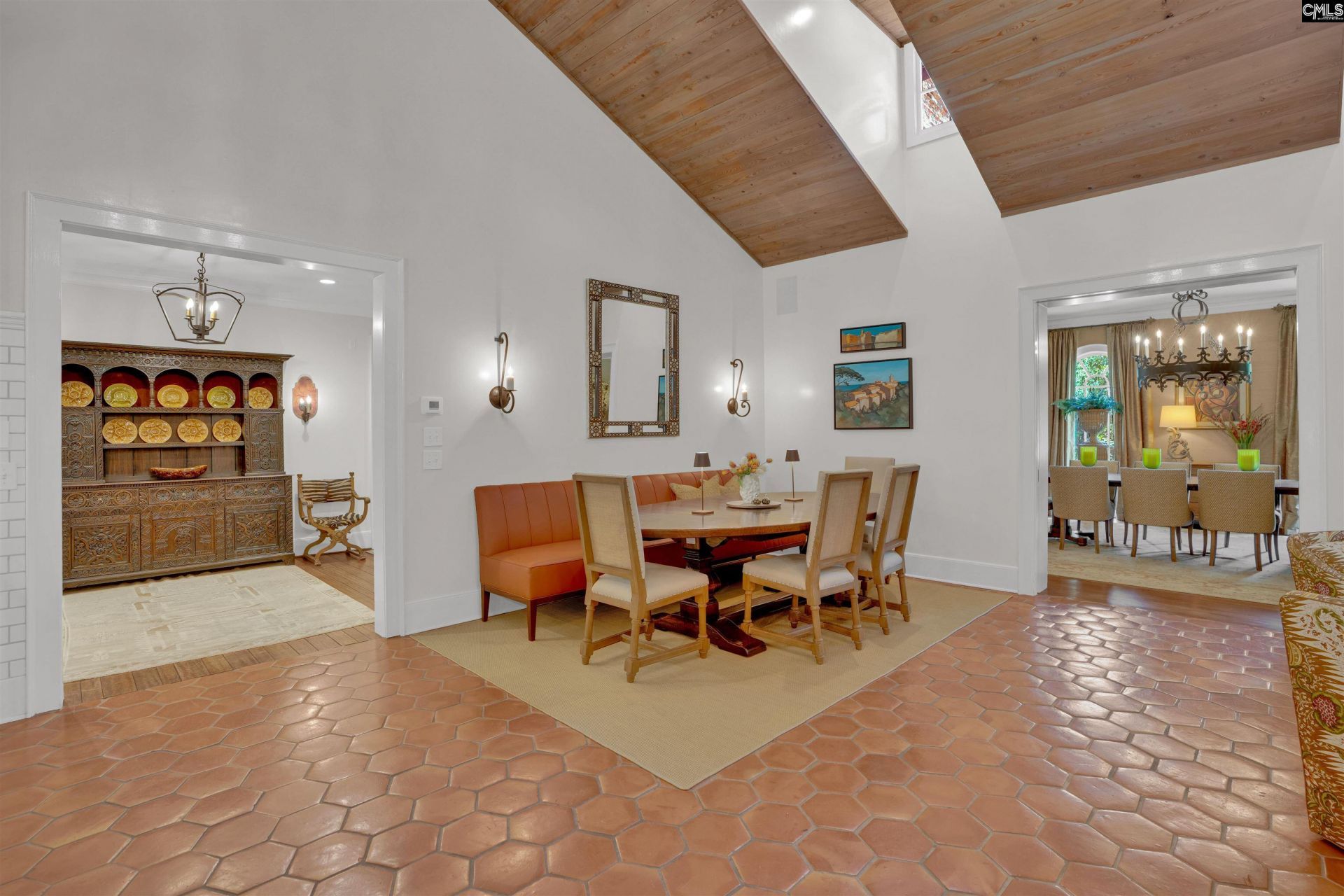 714 Hampton Hill Road Photo 11