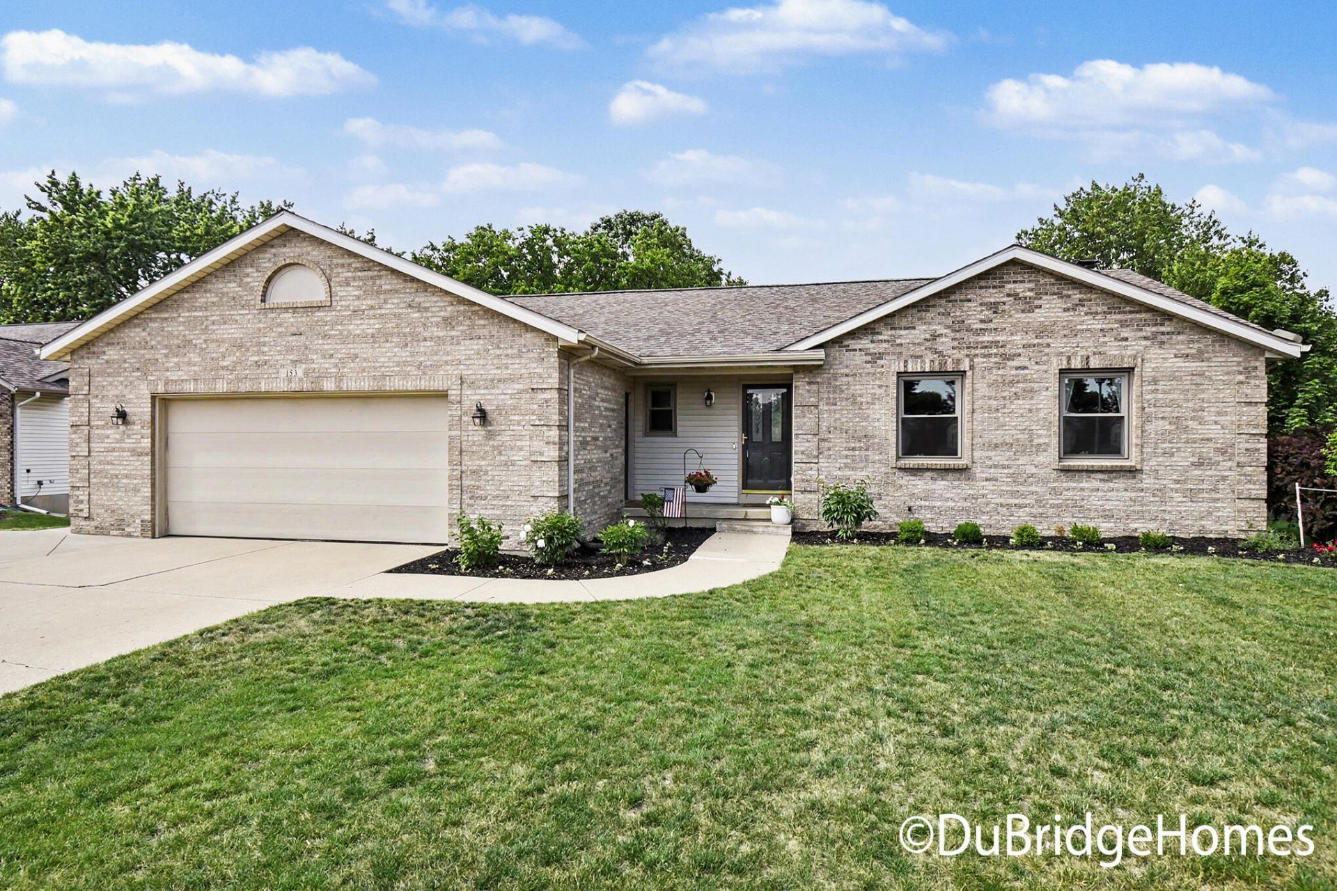 153 Suncrest Court Sw, Grandville, MI 49418 Main Photo