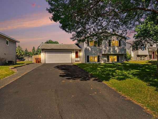 9674 Hale Avenue S, Cottage Grove, MN 55016
