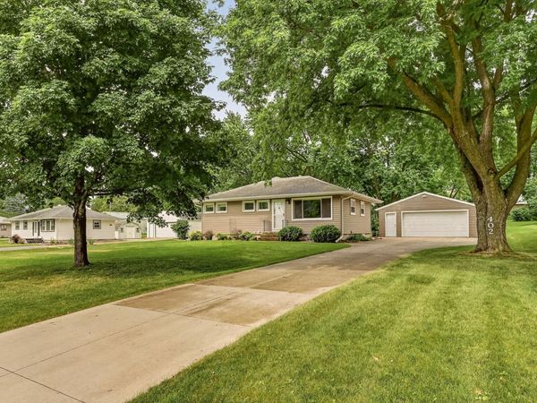 402 Strathmore Lane SE, Rochester, MN 55904