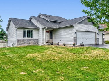 4319 230th Avenue NW, Saint Francis, MN 55070