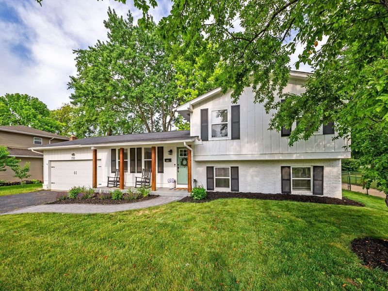 755 Granby Place W, Westerville, OH 43081 Photo 1