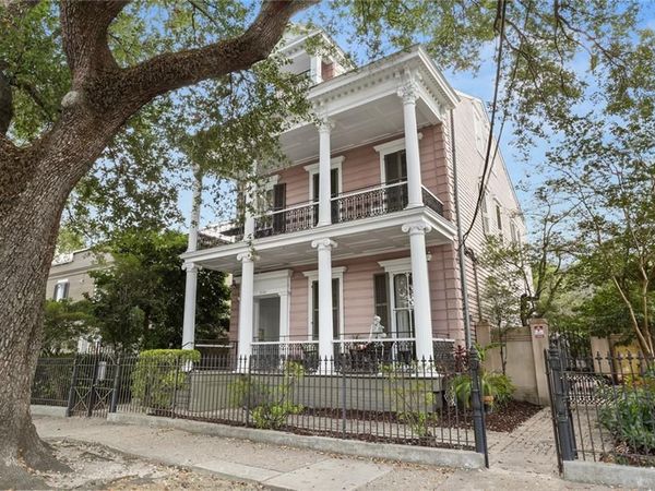 3206 ST CHARLES Avenue , New Orleans, LA 70115