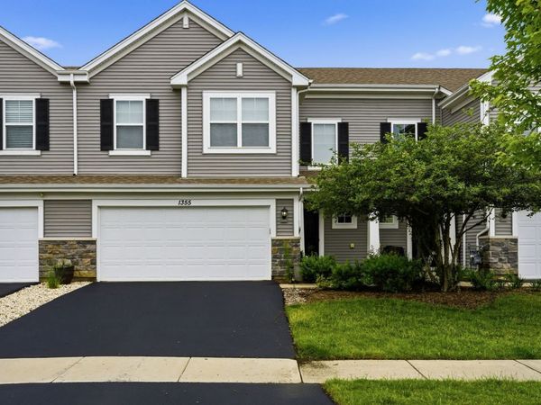 1355 Lighthouse Lane , Pingree Grove, IL 60140