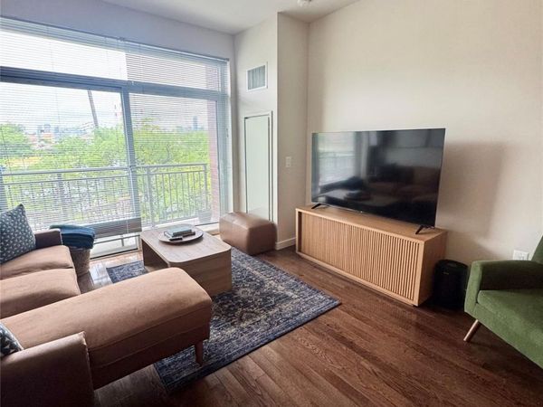 1215 Broadway , Unit 306, Astoria, NY 11106