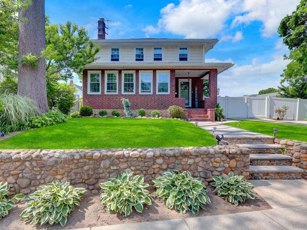 147 Locust Avenue , Babylon, NY 11702