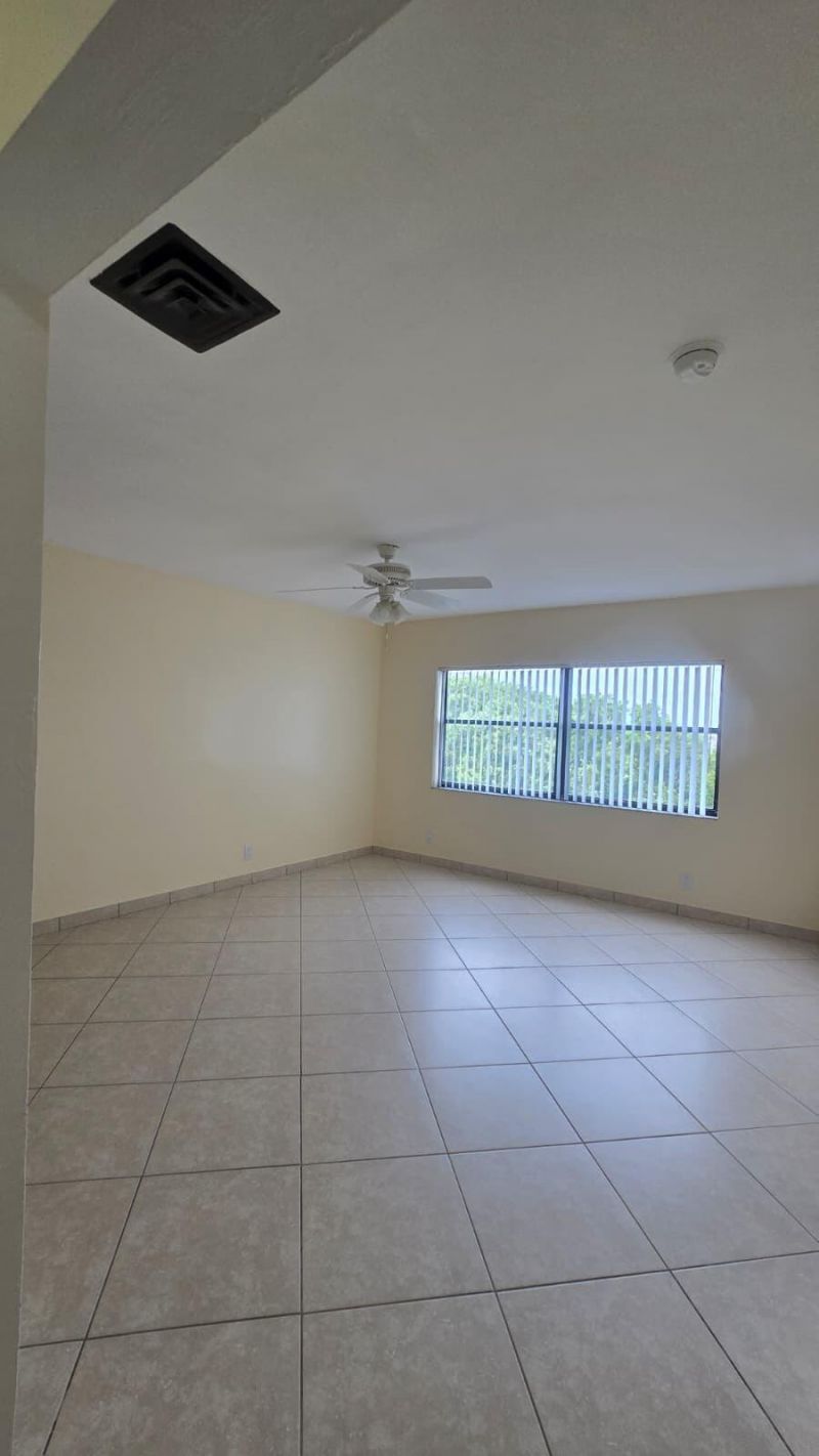 105 S Riverside Drive, Unit 402, Pompano Beach, FL 33062 Photo