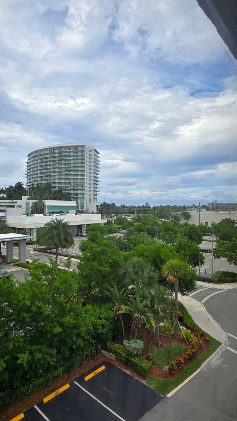 105 S Riverside Drive, Unit 402, Pompano Beach, FL 33062 Photo