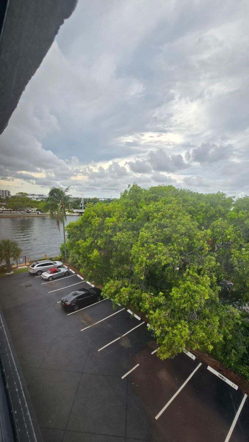 105 S Riverside Drive, Unit 402, Pompano Beach, FL 33062 Photo