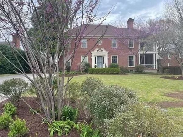 2906 TISHOMINGO LN, Memphis, TN 38111