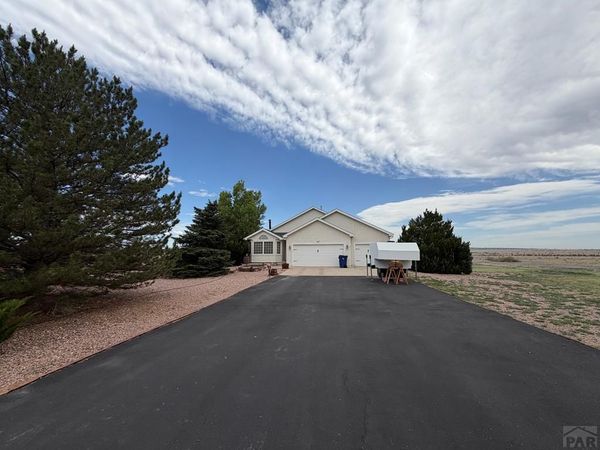 431 W Bywood Dr, Pueblo West, CO 81007