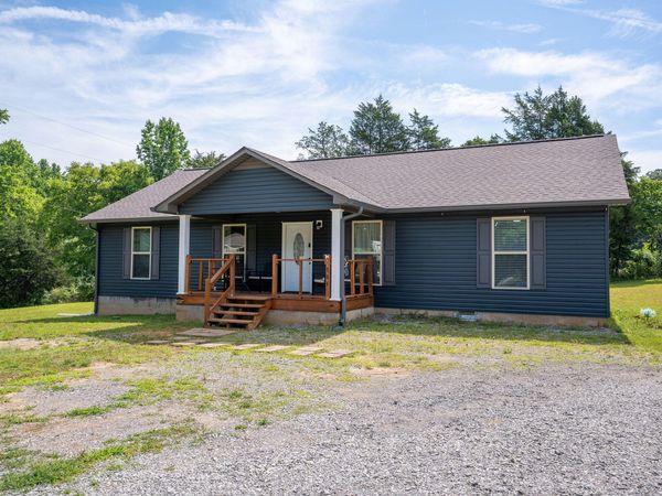 596 Co Rd, Stevenson, AL 35772