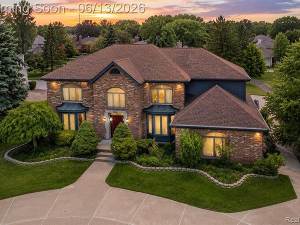 29342 Strathmore Drive, Farmington Hills, MI 48331