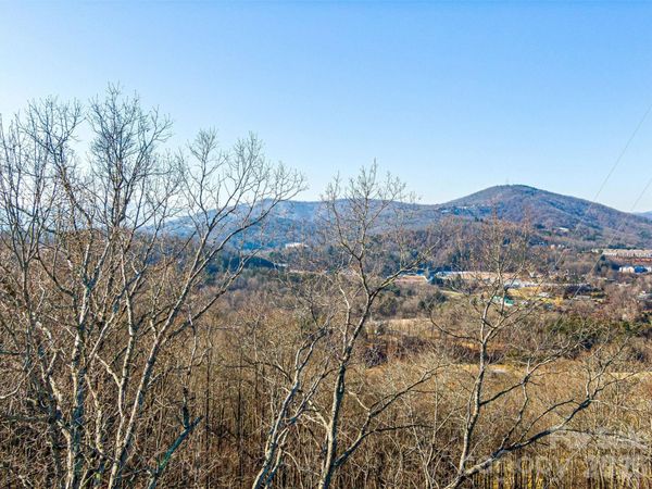 92 Chimney Crest Drive , Asheville, NC 28806