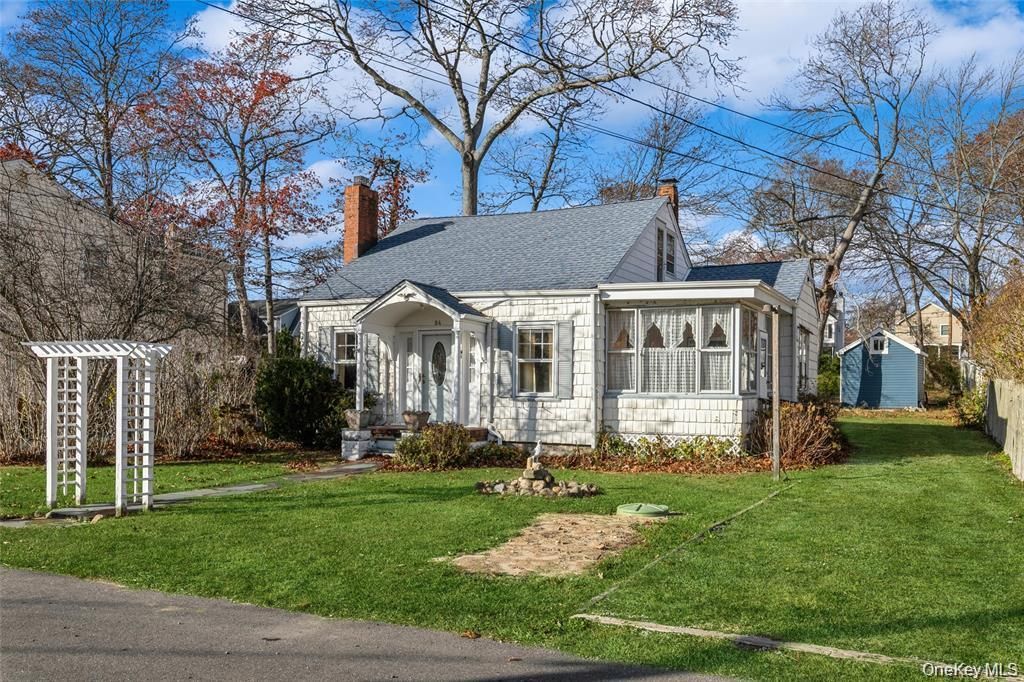 84 Riviera Drive , Mastic, NY 11950 Main Photo