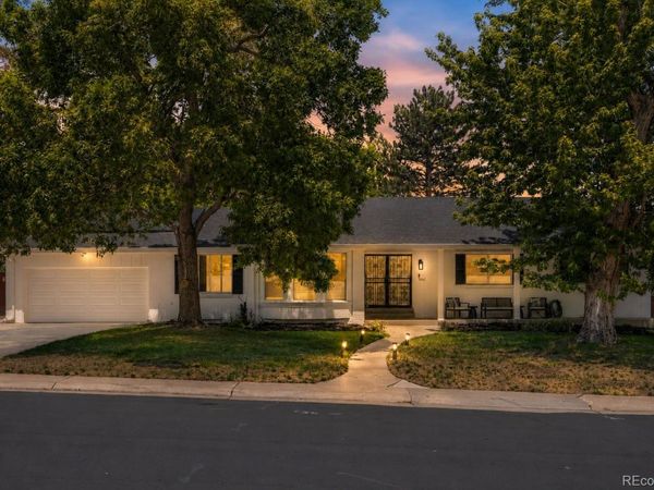 3941 S Hillcrest Drive , Denver, CO 80237