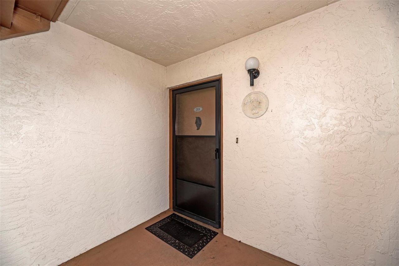 1800 Cove II Place , Unit 213, Sarasota, FL 34242 Photo