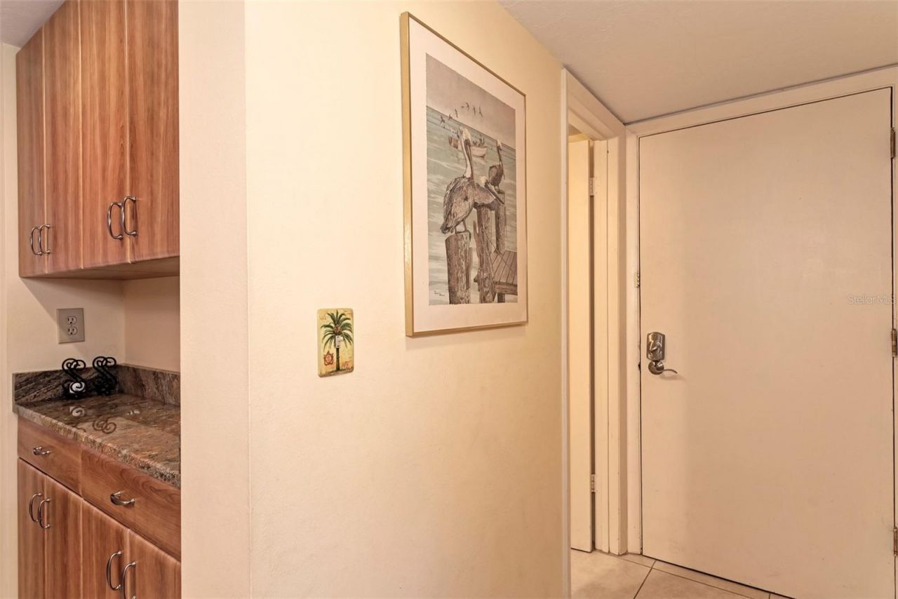 1800 Cove II Place , Unit 213, Sarasota, FL 34242 Photo