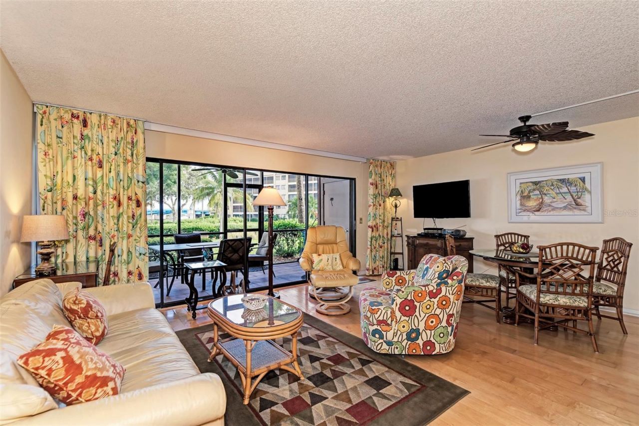1800 Cove II Place , Unit 213, Sarasota, FL 34242 Photo
