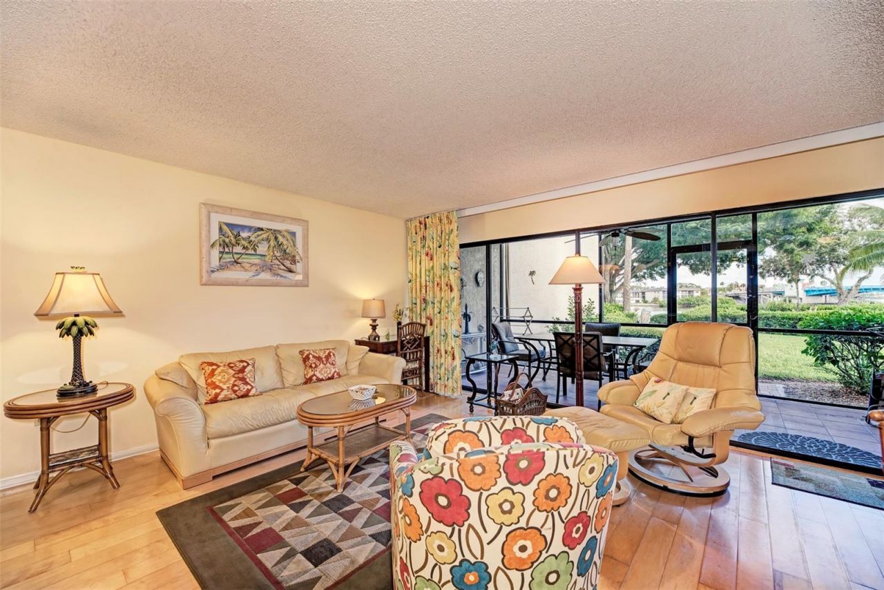 1800 Cove II Place , Unit 213, Sarasota, FL 34242 Photo