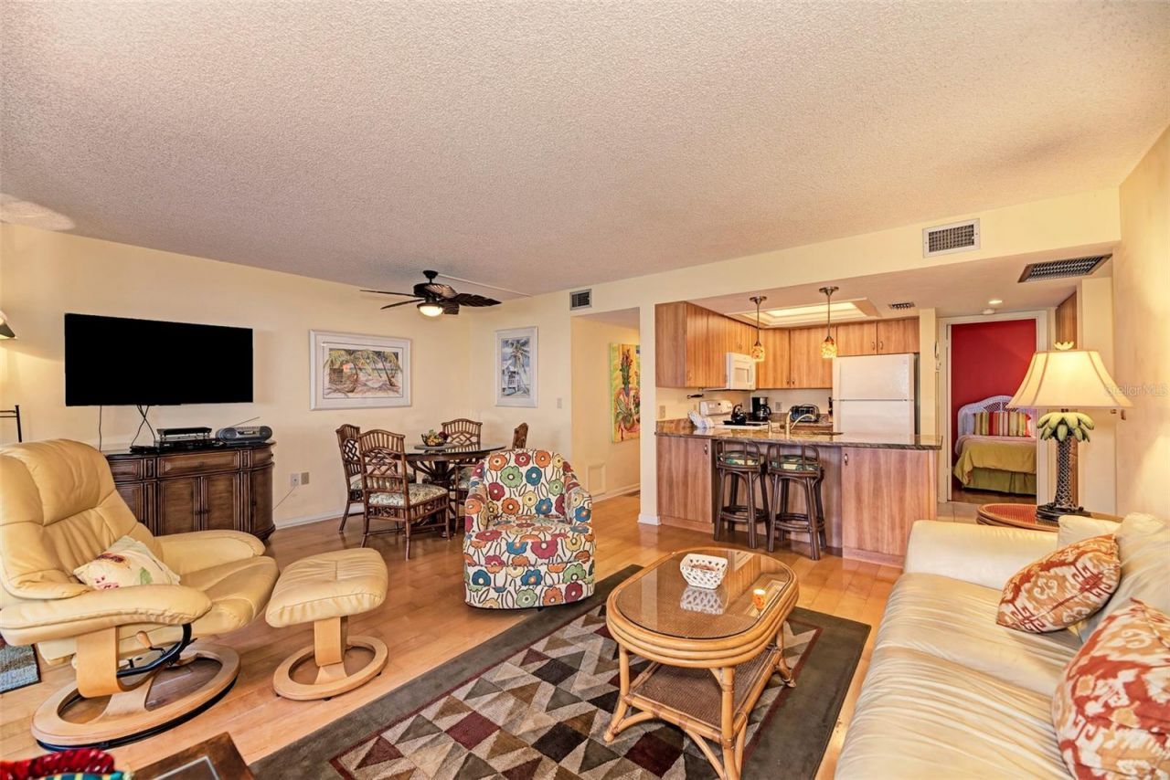 1800 Cove II Place , Unit 213, Sarasota, FL 34242 Photo