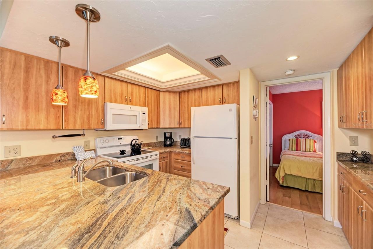 1800 Cove II Place , Unit 213, Sarasota, FL 34242 Photo
